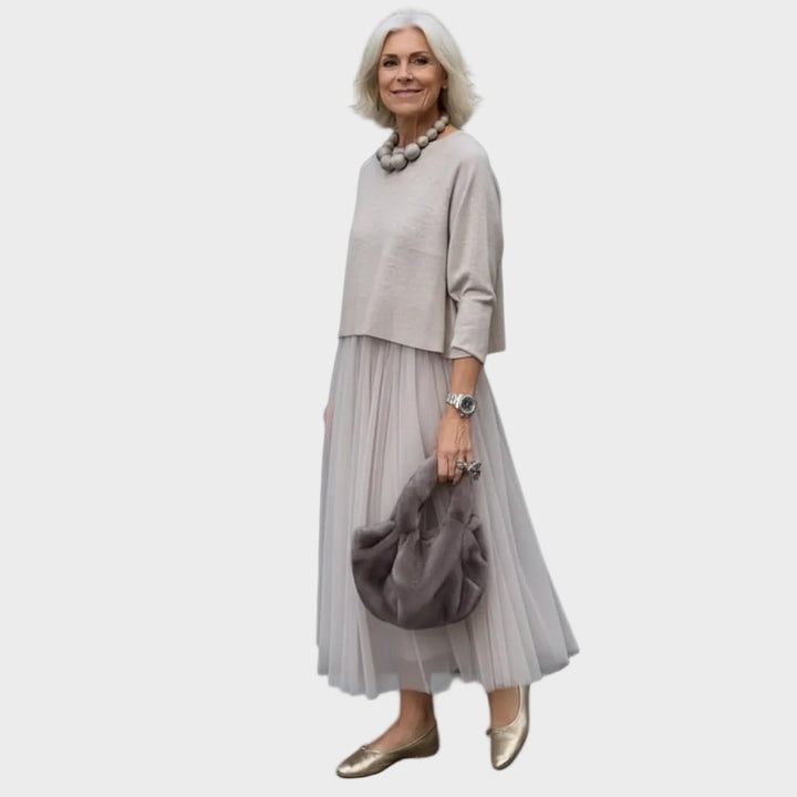 Elegant two-piece Emmie set
