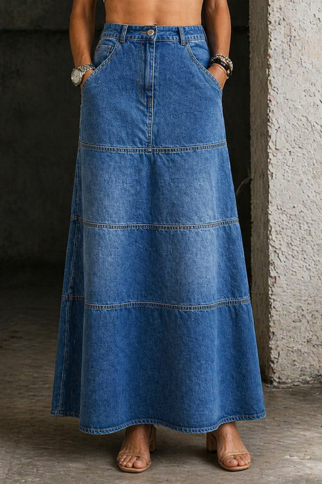 Maria - Medium length denim skirt