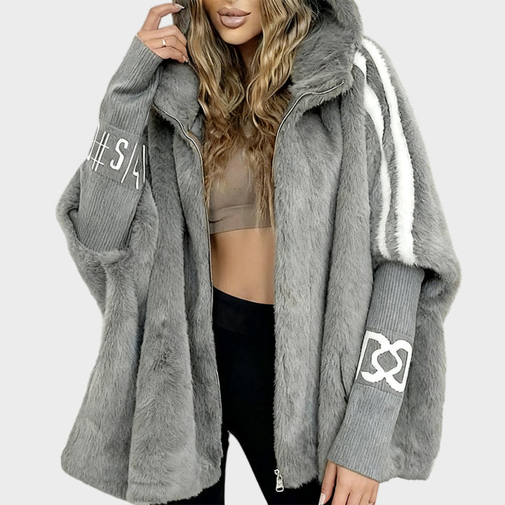 Karolína – Comfortable Coat with Hood