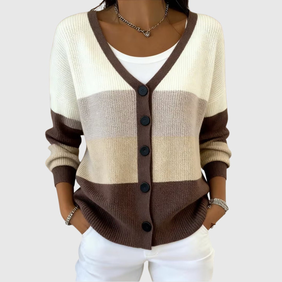 Cardigan sweater in a comfortable weave with buttons
