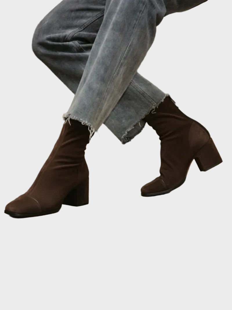 Alma – Suede ankle boots