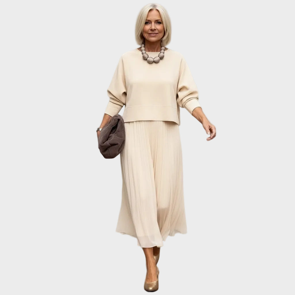 Elegant two-piece Emmie set