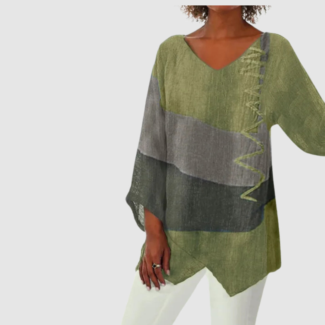Lucie - V-neck sweater