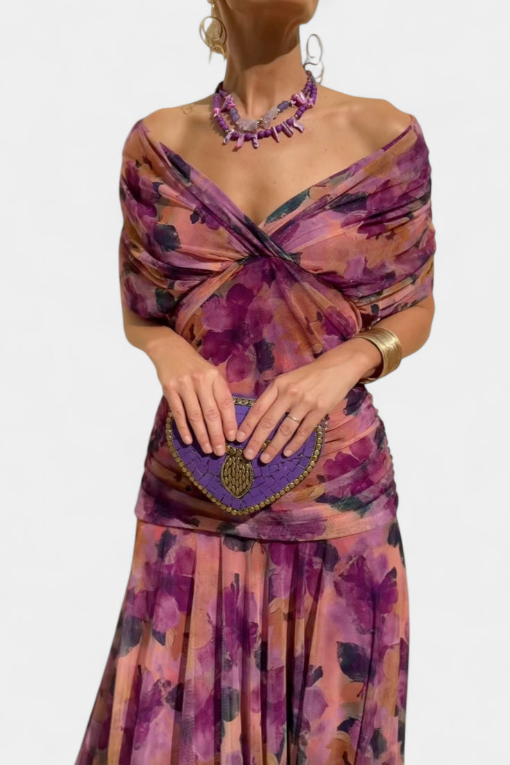 Magda - Long floral dress with a V-neck