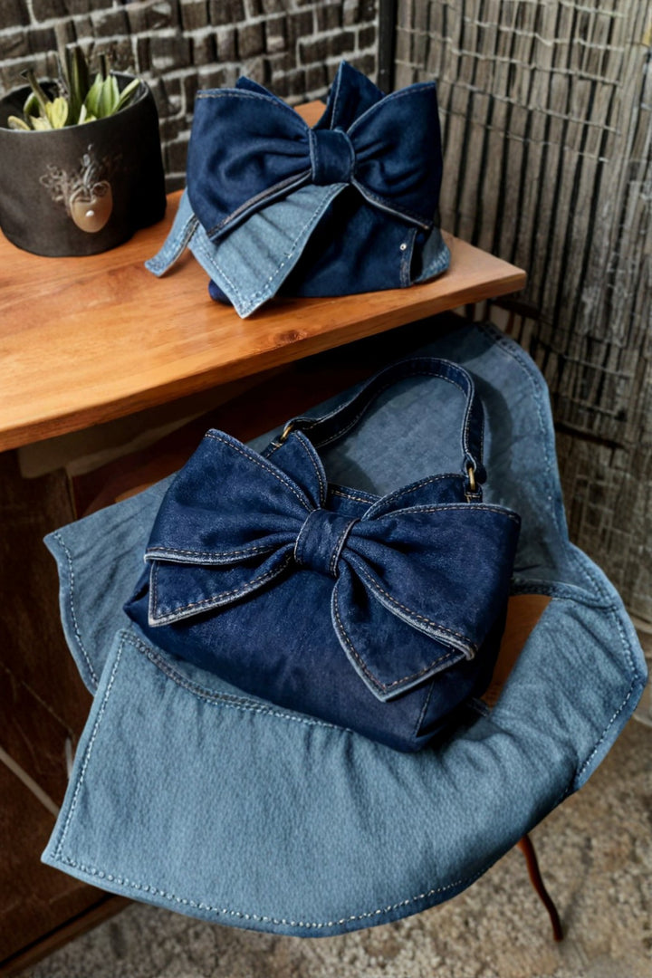 Agata - Retro Bag with Bow