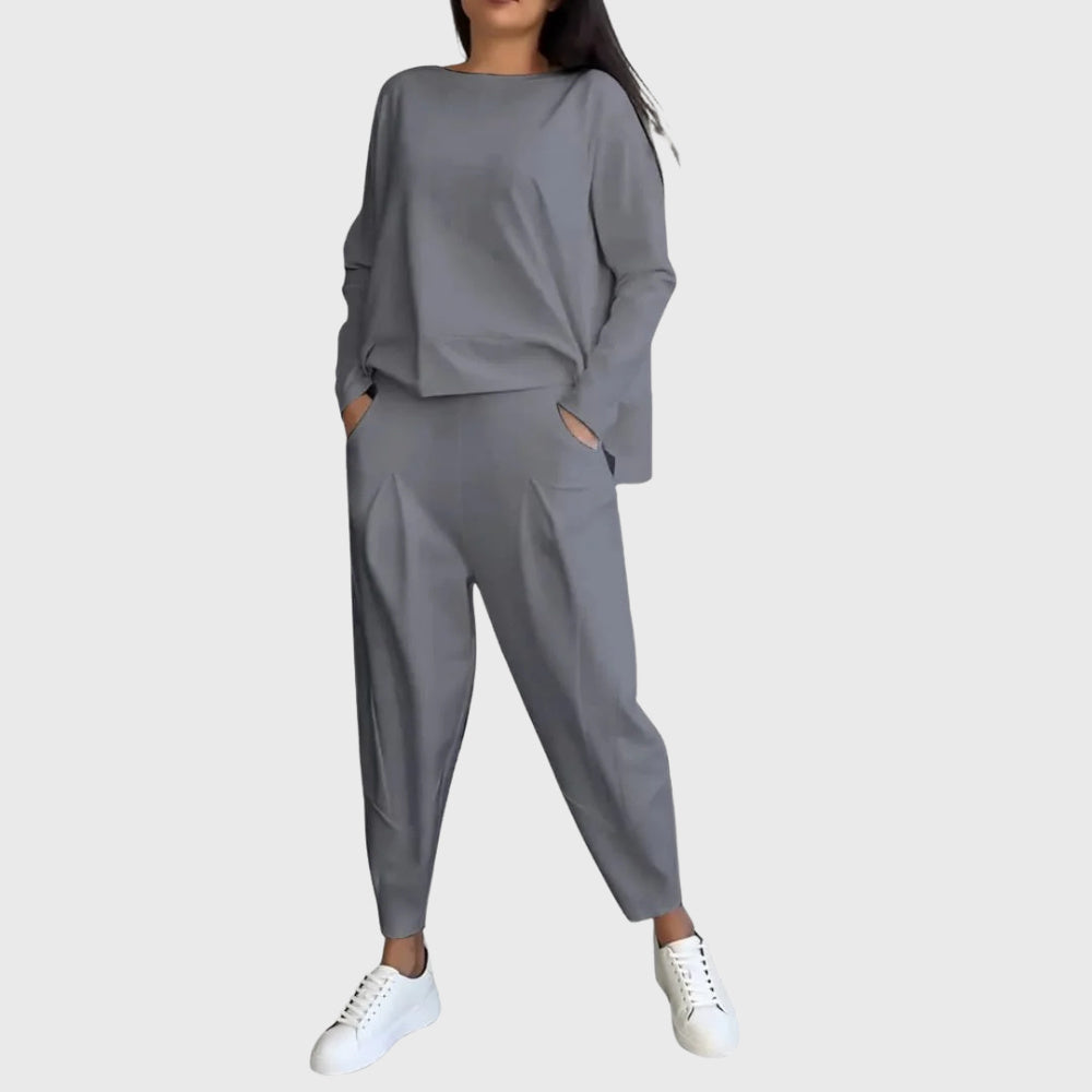 Štěpánka - Convenient foldable set