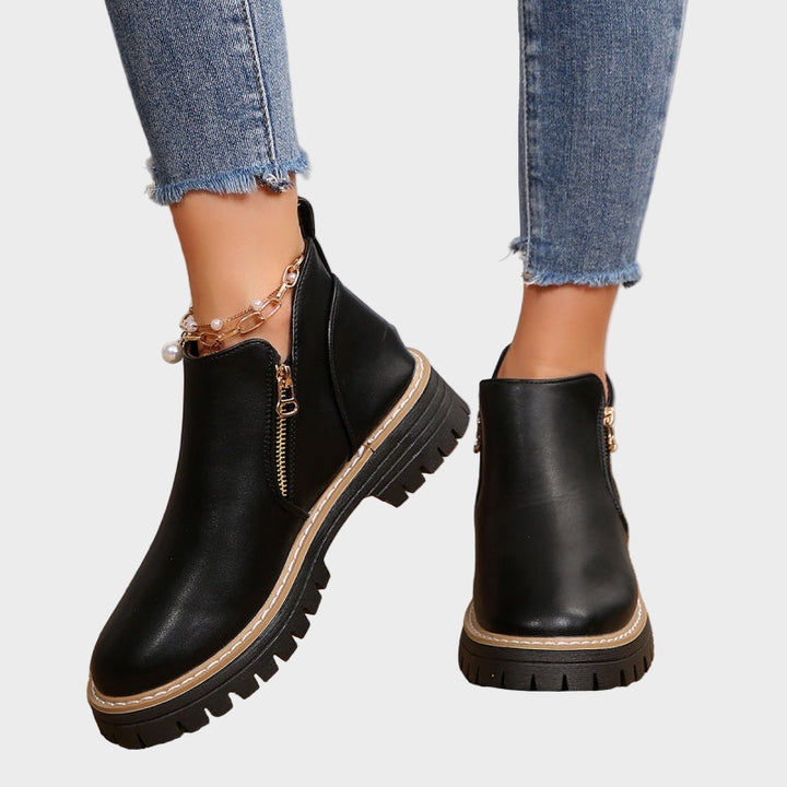 Katrina - Elegant ankle boots with a comfortable cut