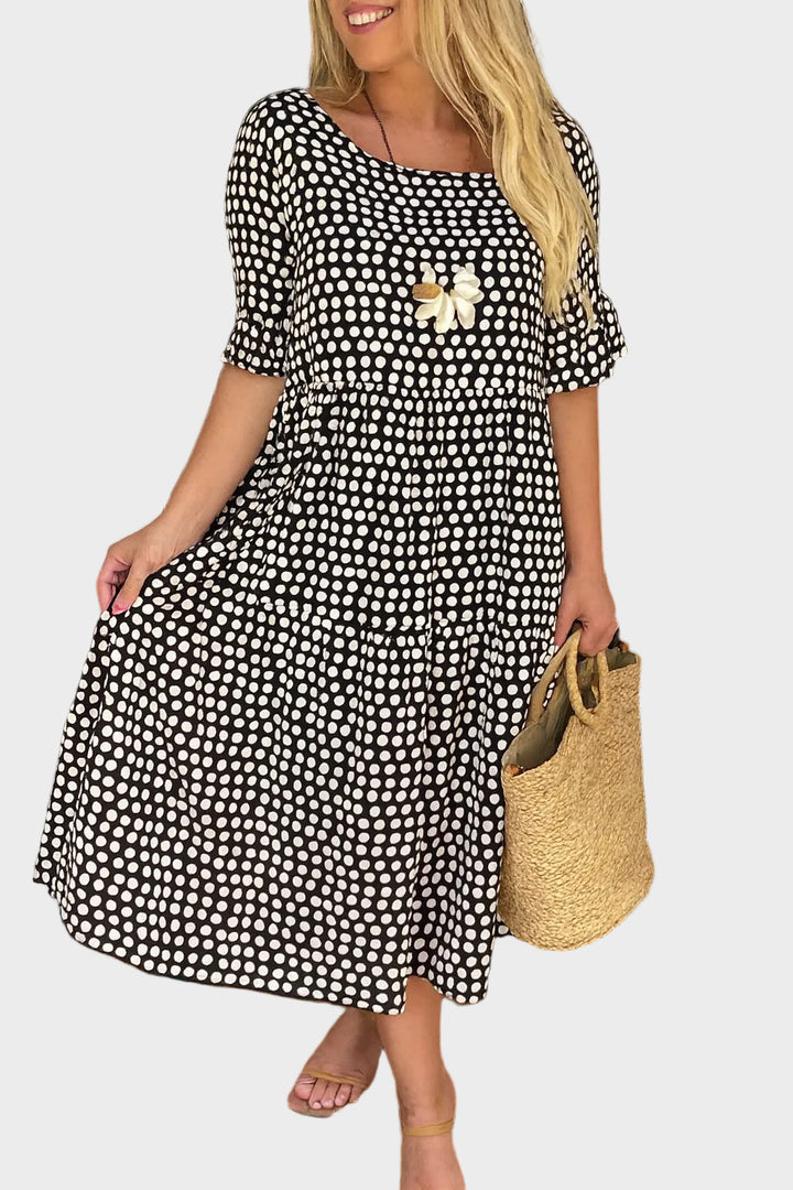 Midi dress with short sleeves