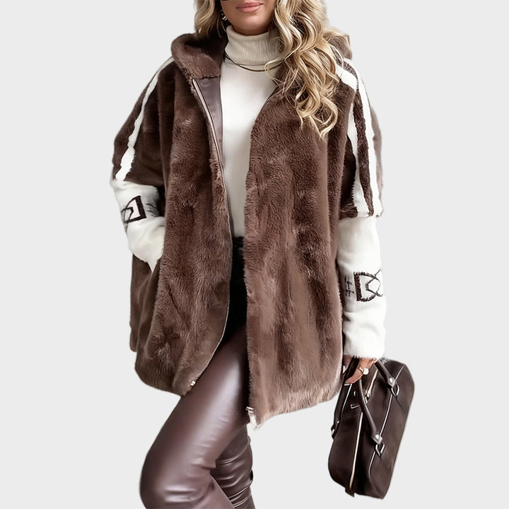 Karolína – Comfortable Coat with Hood