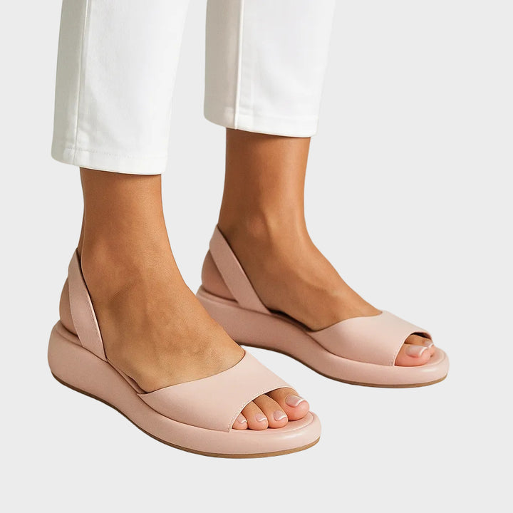 Lara - Non-slip sandals with open toes