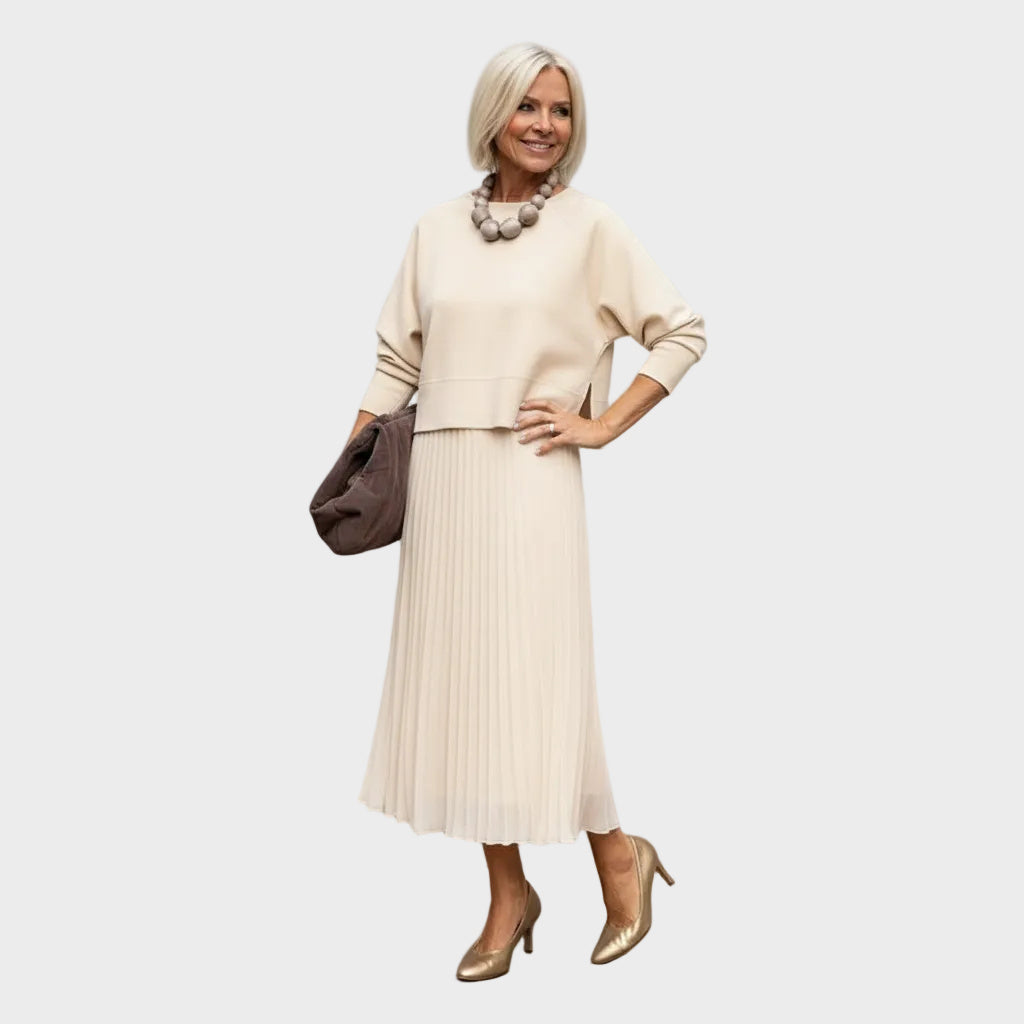 Elegant two-piece Emmie set