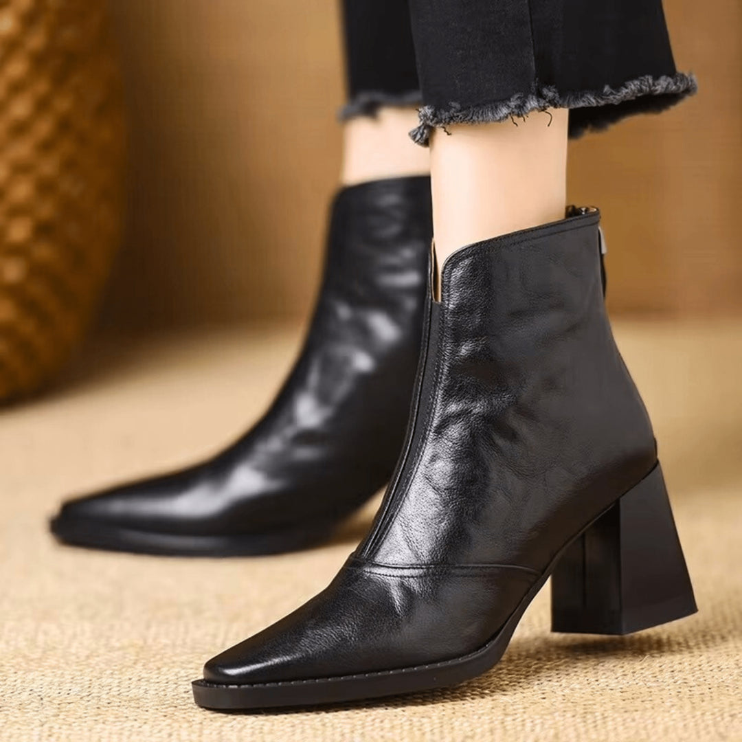 Klaudia - Luxurious mid-heeled ankle boots