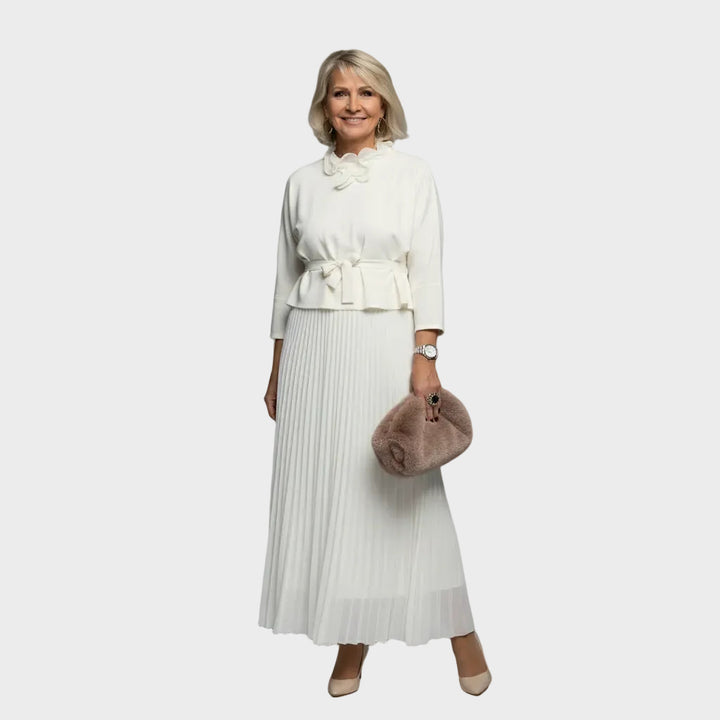 Elegant two-piece Emmie set