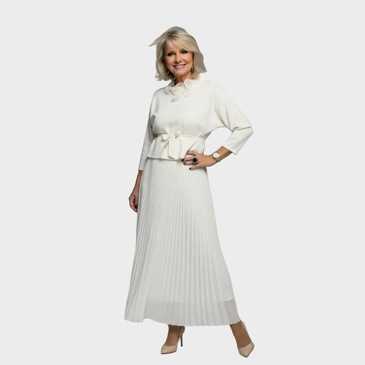 Elegant two-piece Emmie set