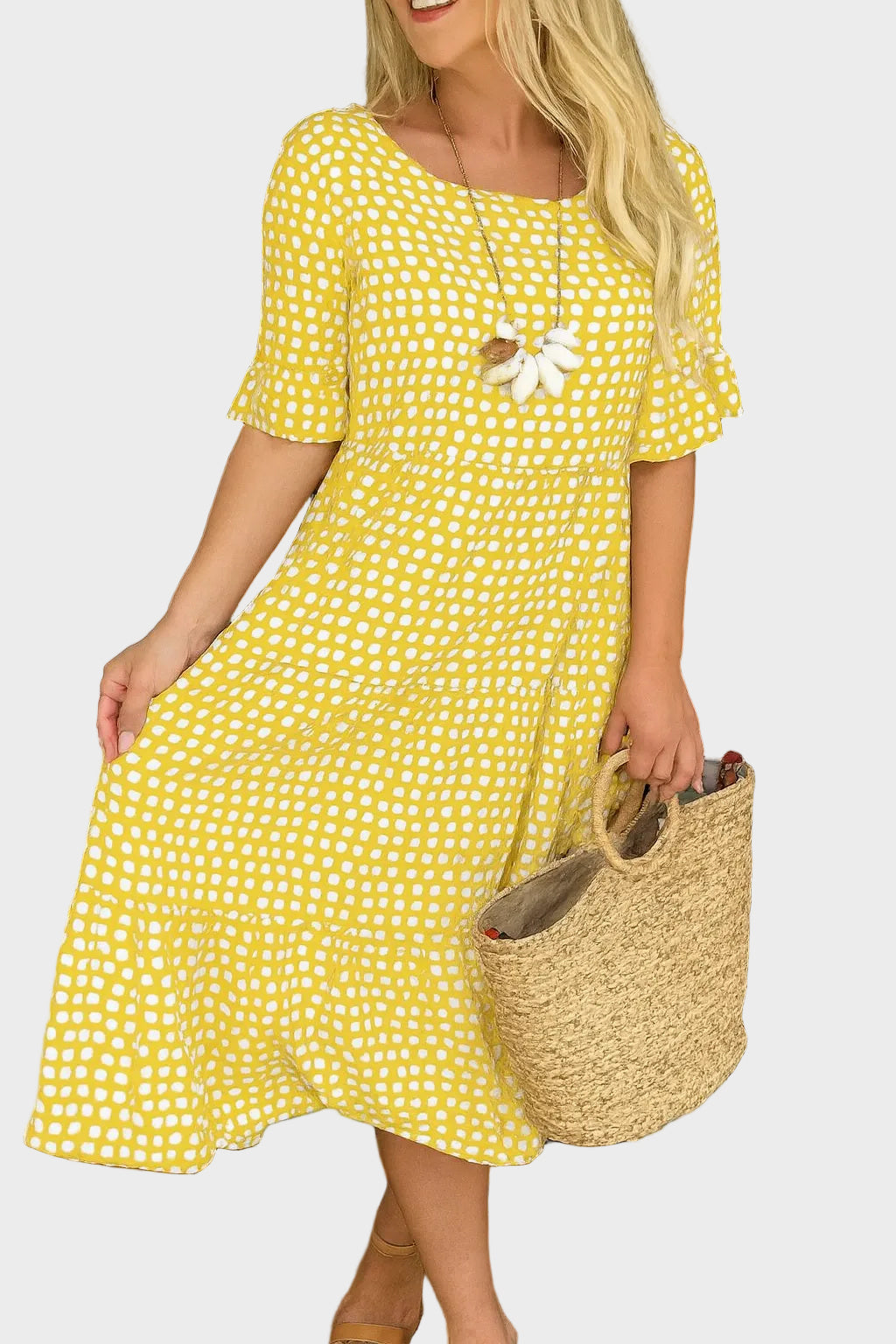 Midi dress with short sleeves