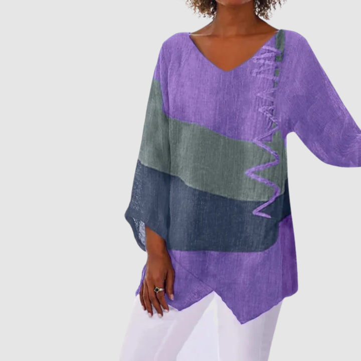 Lucie - V-neck sweater