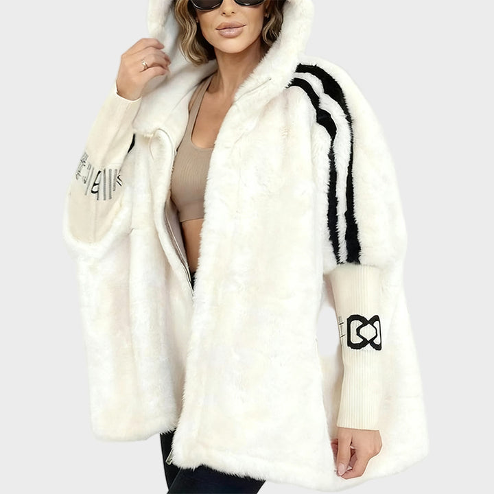 Karolína – Comfortable Coat with Hood