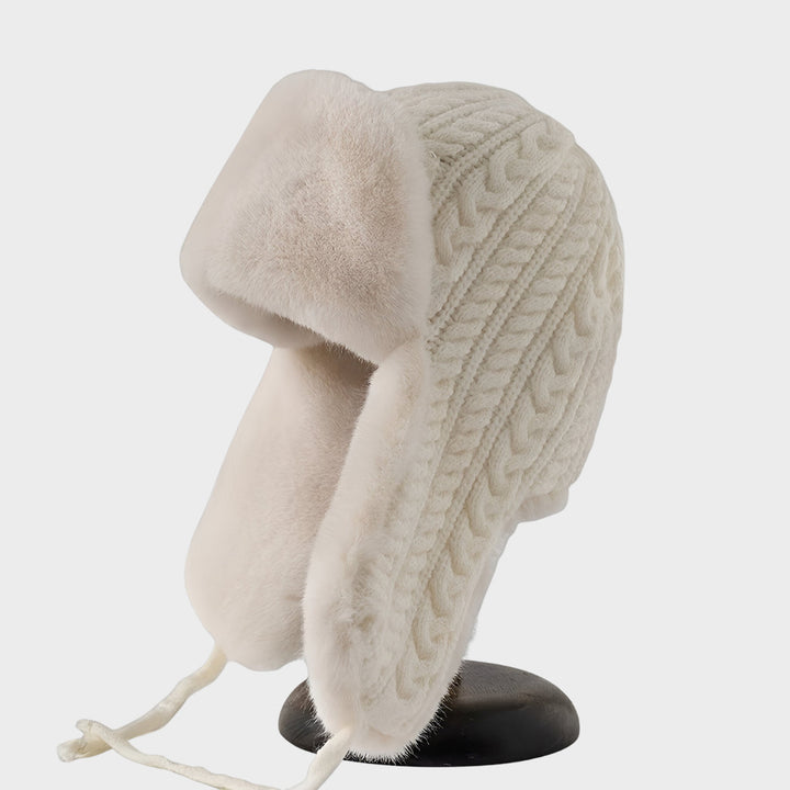 Dagmara – Comfortable Fleece Hat with Earflaps