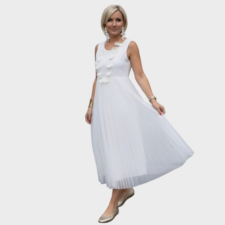Elegant two-piece Emmie set