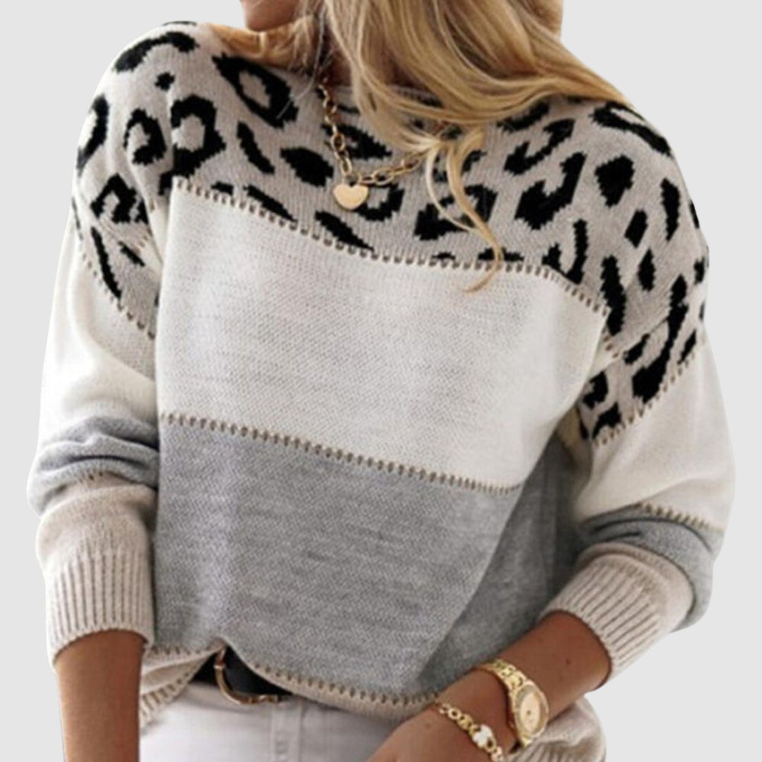 Klára - Leopard print sweater