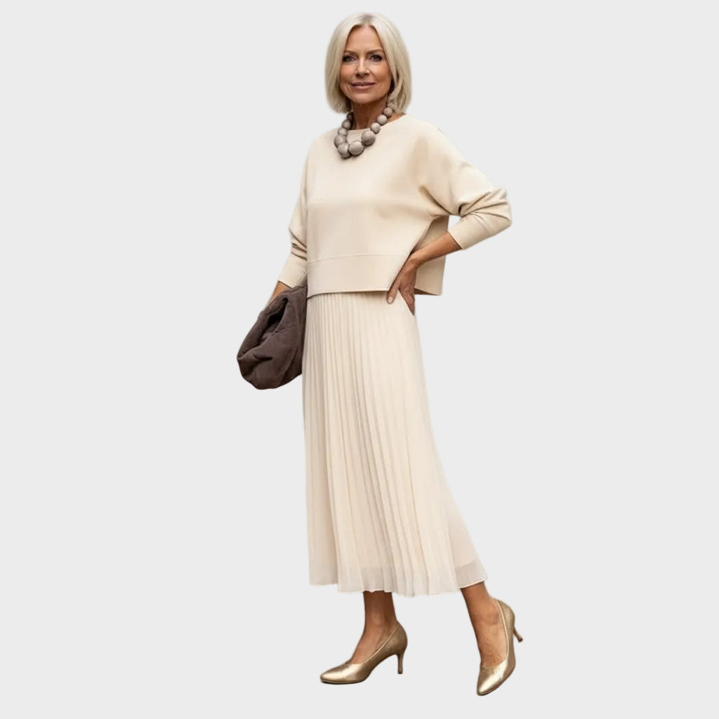 Elegant two-piece Emmie set