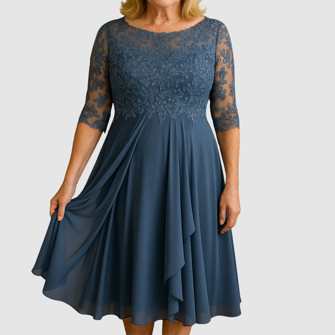 Leontýna - Elegant lace dress