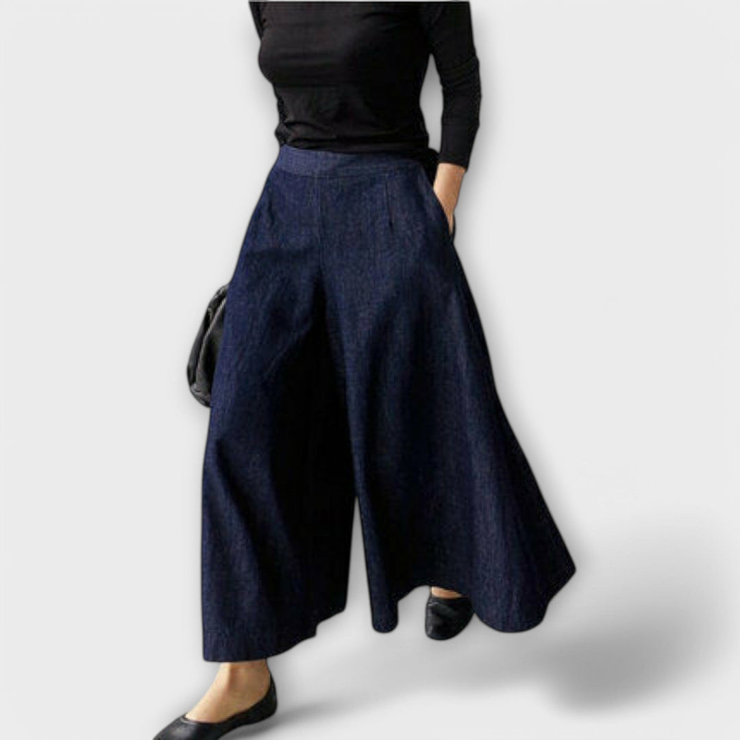 Antonia – Women's wide-legged trousers
